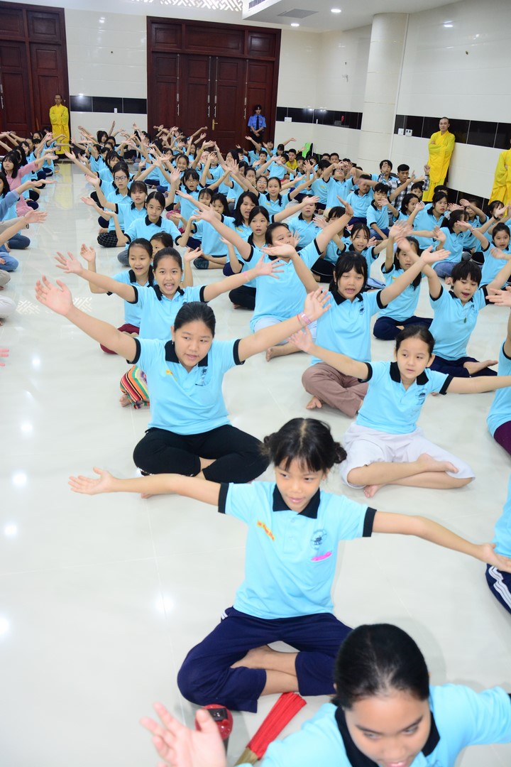 The 2nd-day Children 's Summer Retreat